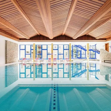 42m2 Alpenschick Mit Balkon, Ausblick, Pool - E405 Apartment