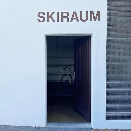 42m2 Alpenschick Mit Balkon, Ausblick, Pool - E405 Lägenhet St. Moritz