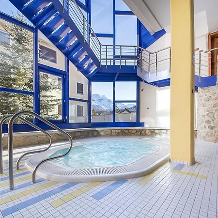 42m2 Alpenschick Mit Balkon, Ausblick, Pool - E405 St. Moritz