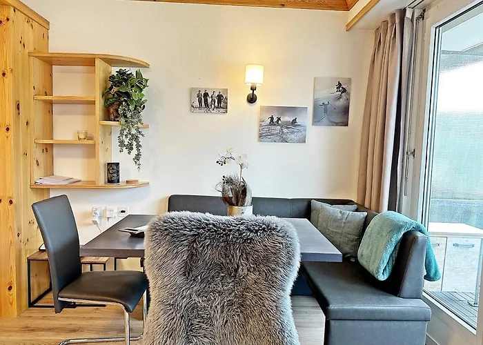 42m2 Alpenschick Mit Balkon, Ausblick, Pool - E405 * Saint-Moritz